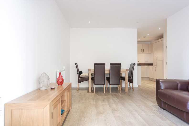 2 bedrooms apartments/flats to sale in Epstein Square, Poplar-image 13