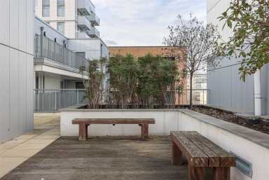 Epstein Square, Poplar - E14 view 22