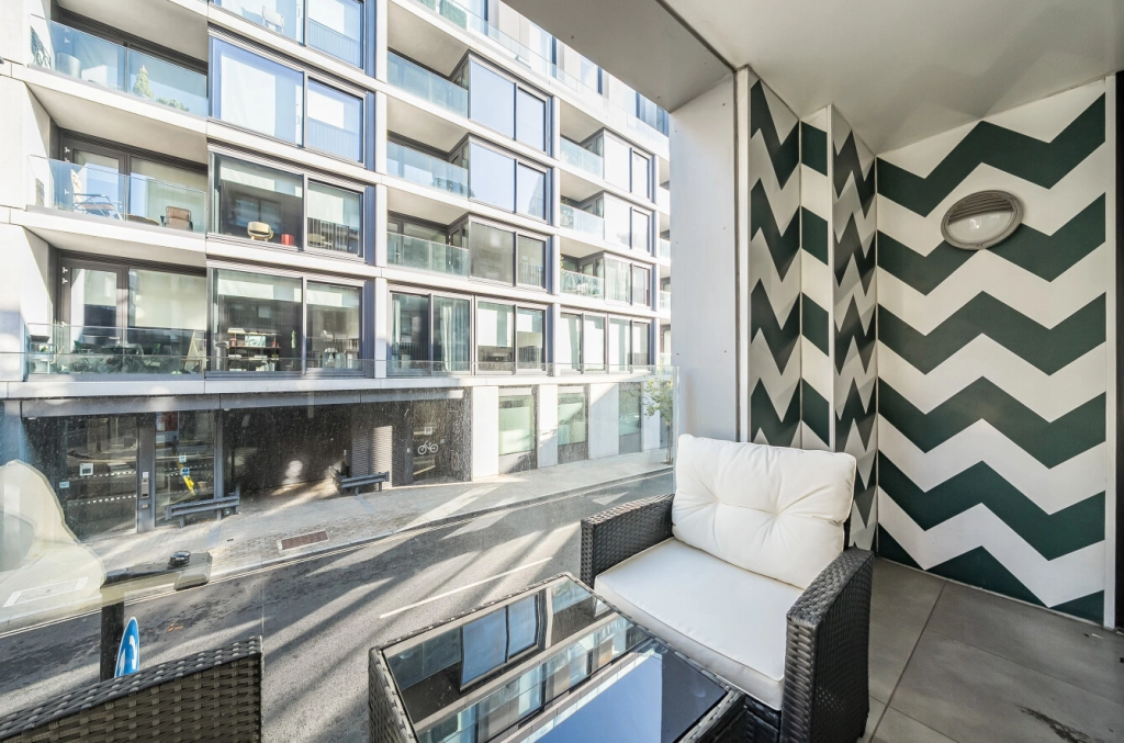 1 bedroom apartments/flats for sale in Westland Place, Old Street - N1 view 14