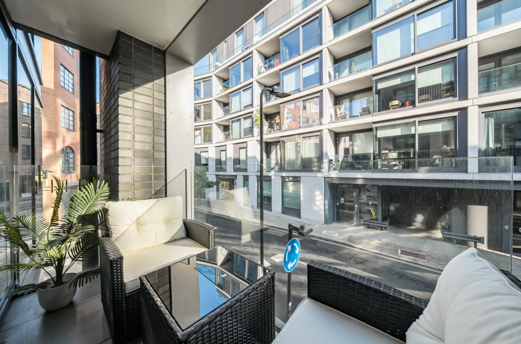 1 bedroom apartments/flats for sale in Westland Place, Old Street - N1 view 7