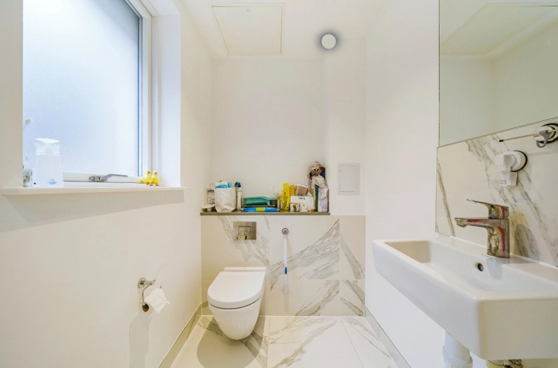 3 bedrooms houses to sale in Hand Axe Yard, Kings Cross-image 10