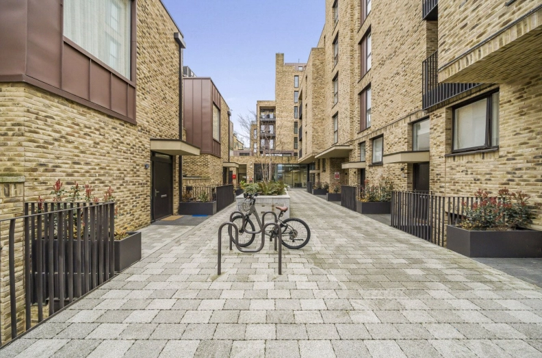 3 bedrooms houses to sale in Hand Axe Yard, Kings Cross-image 15