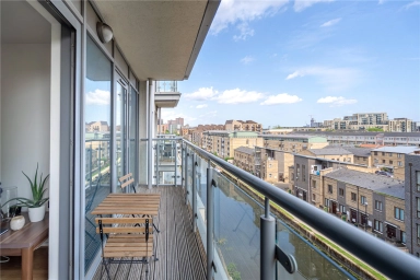 Aqua Vista Square, Poplar - E3 view 12