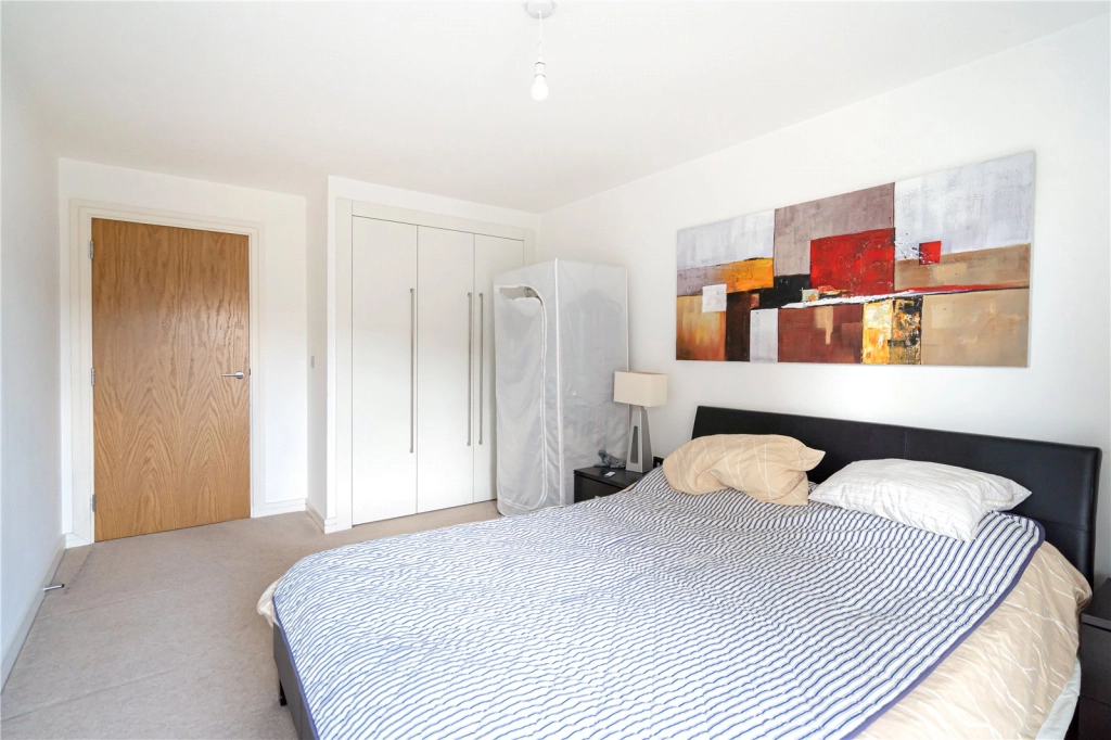 1 bedroom apartments/flats for sale in Aqua Vista Square, Poplar - E3 view 10
