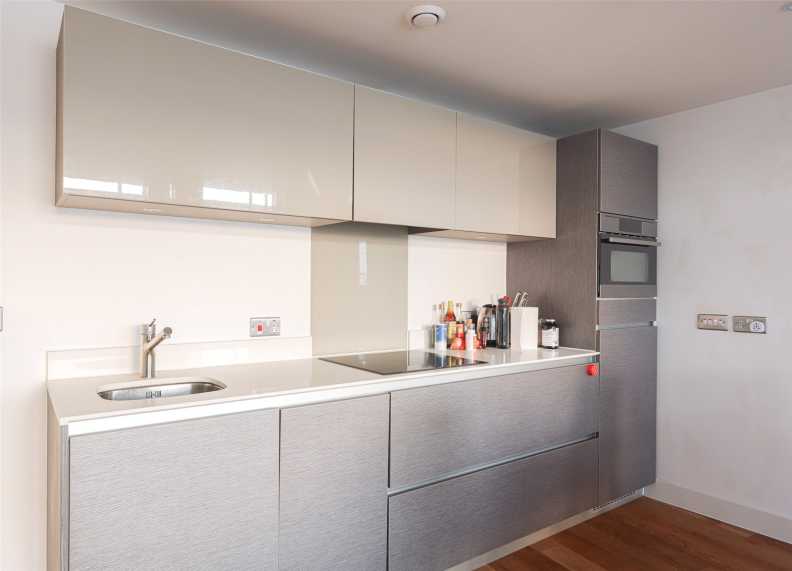 1 bedroom apartments/flats for sale in Prebend Street, Angel - N1 view 3