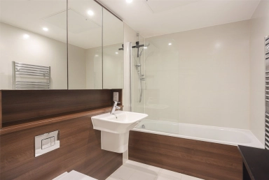 Prebend Street, Angel - N1 view 5