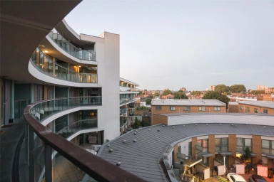 Prebend Street, Angel - N1 view 6