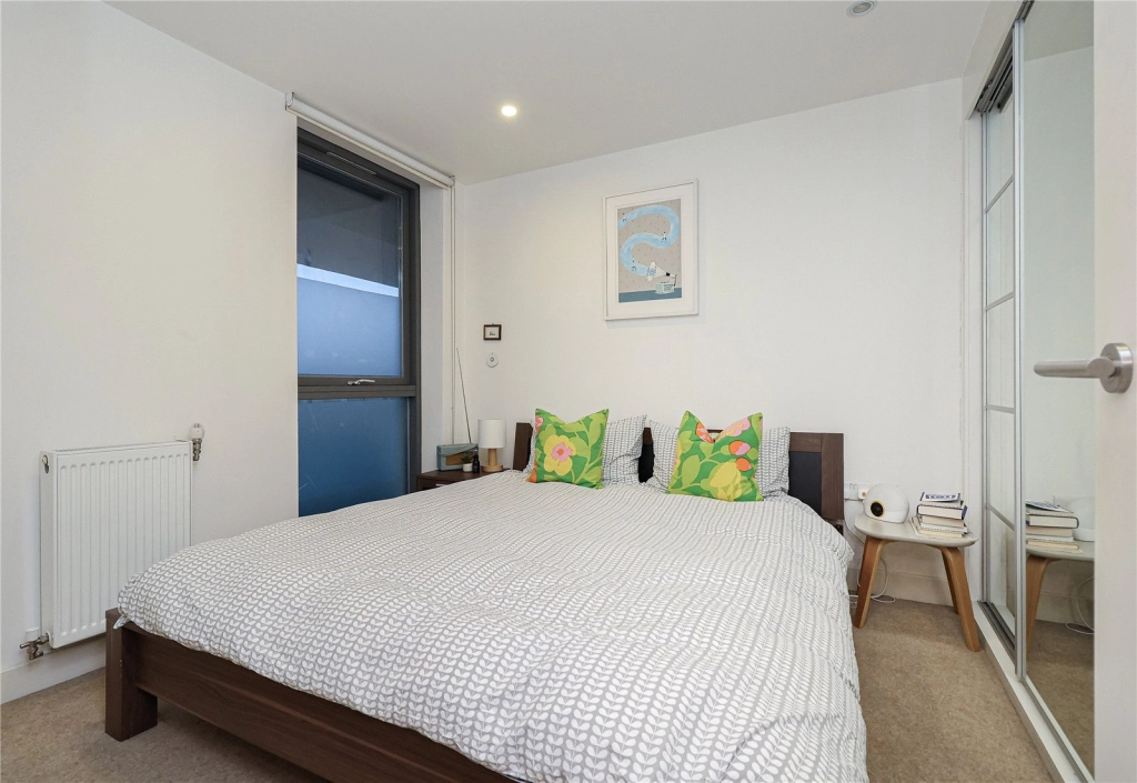 1 bedroom apartments/flats for sale in Prebend Street, Angel - N1 view 4