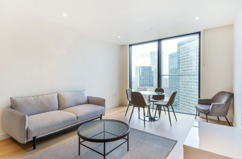 1 bedroom apartments/flats to sale in Marsh Wall, Canary Wharf-image 1