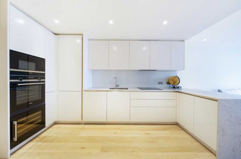 1 bedroom apartments/flats to sale in Marsh Wall, Canary Wharf-image 9