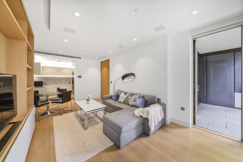 1 bedroom apartments/flats to sale in Duchess Walk, Southwark-image 1