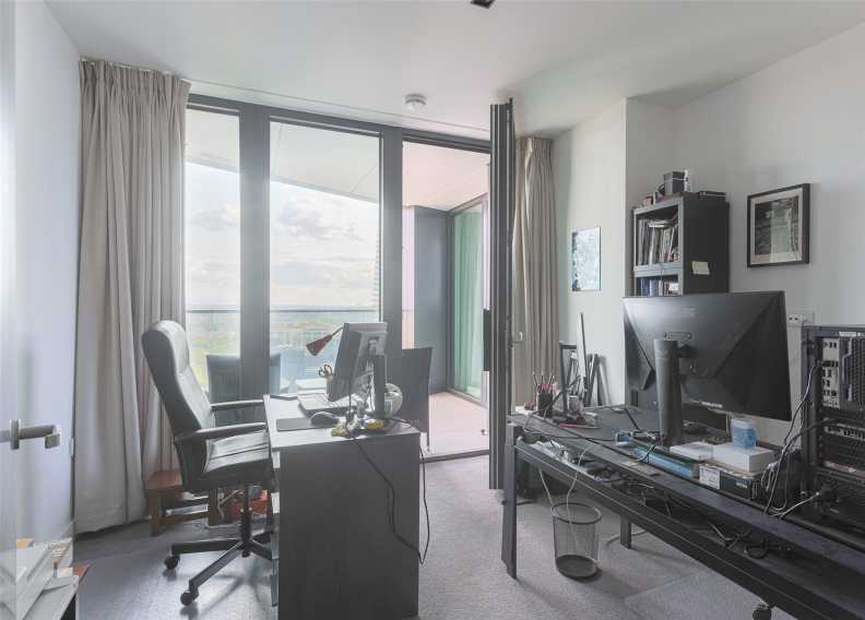2 bedrooms apartments/flats to sale in Marsh Wall, Canary Wharf-image 5
