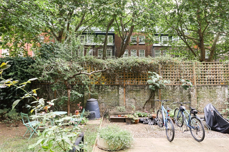 2 bedrooms apartments/flats for sale in Boswell Street, Holborn - WC1N view 7