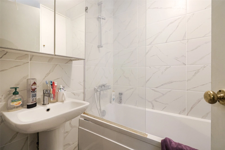 2 bedrooms apartments/flats for sale in Boswell Street, Holborn - WC1N view 10