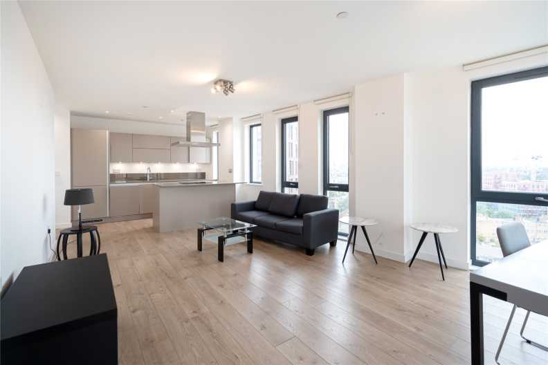 3 bedrooms apartments/flats to sale in Williamsburg Plaza, Poplar-image 8