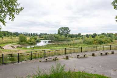 Block E Phase V, Kidbrook Village SE3 image 11