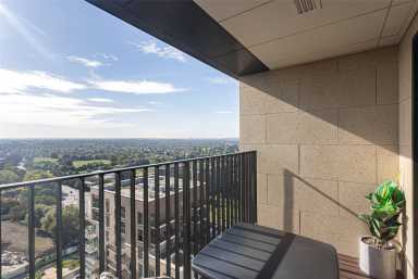 Block E Phase V, Kidbrook Village SE3 image 2