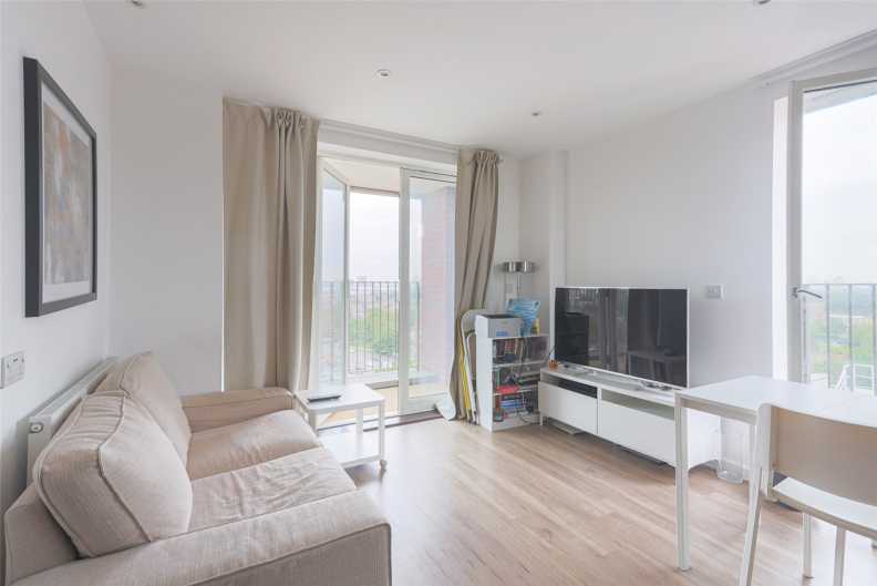2 bedrooms apartments/flats to sale in Edwin Street, Canning Town-image 8