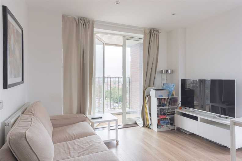 2 bedrooms apartments/flats to sale in Edwin Street, Canning Town-image 9