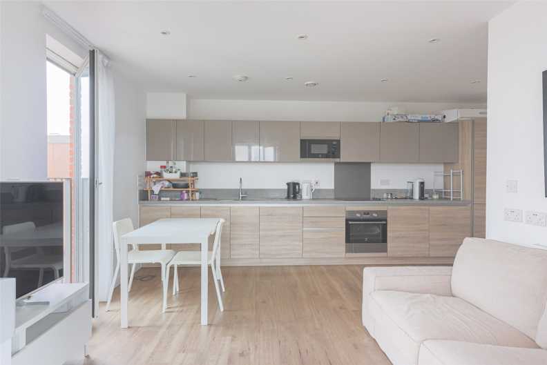 2 bedrooms apartments/flats to sale in Edwin Street, Canning Town-image 10