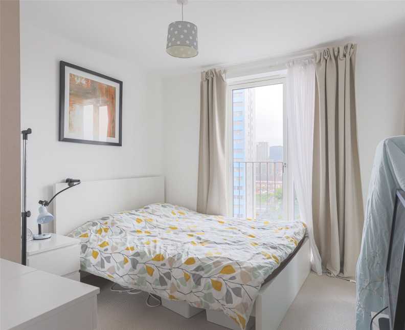 2 bedrooms apartments/flats to sale in Edwin Street, Canning Town-image 5