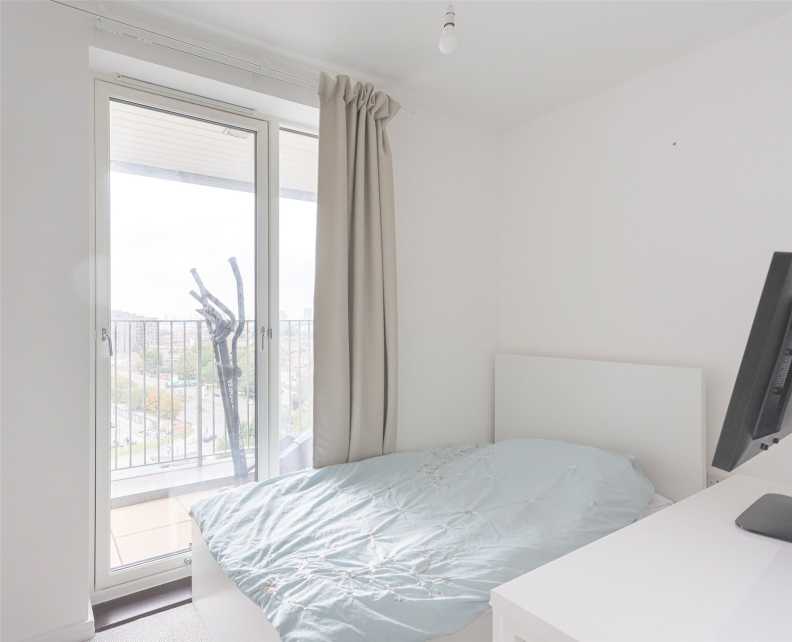2 bedrooms apartments/flats to sale in Edwin Street, Canning Town-image 6