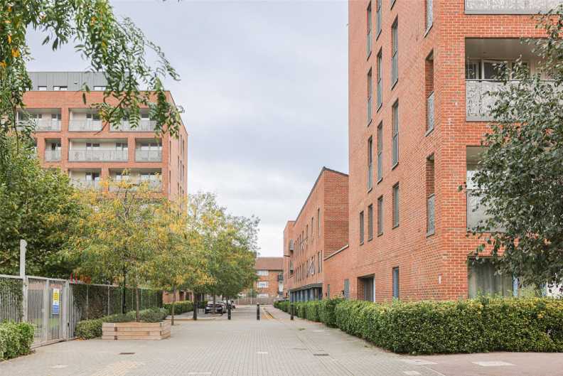 2 bedrooms apartments/flats to sale in Edwin Street, Canning Town-image 17