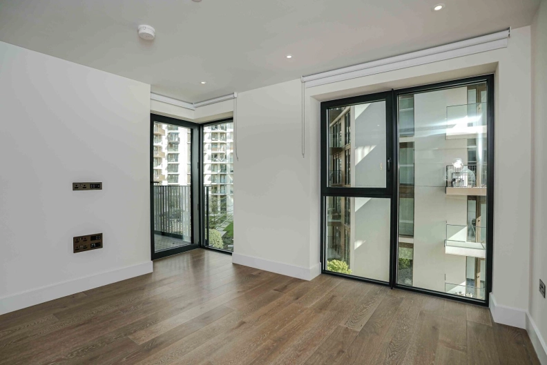 1 bedroom apartments/flats to sale in Wood Lane, White City-image 9