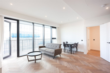 Merino Gardens, Wapping E1W image 1