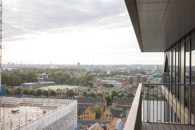 Merino Gardens, Wapping - E1W view 10