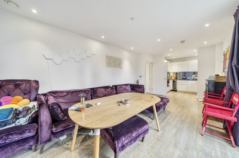 2 bedrooms apartments/flats to sale in Wandsworth Road, Nine Elms-image 16