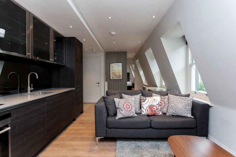 1 bedroom apartments/flats to sale in Gray's Inn Road, Chancery Lane-image 8