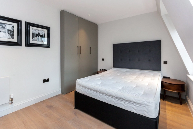 1 bedroom apartments/flats to sale in Gray's Inn Road, Chancery Lane-image 5