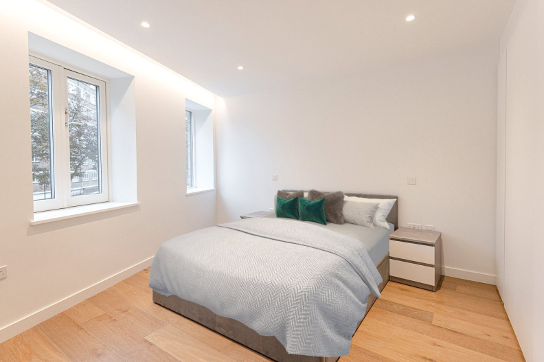 Studio apartments/flats to sale in Mount Pleasant, Farringdon-image 4