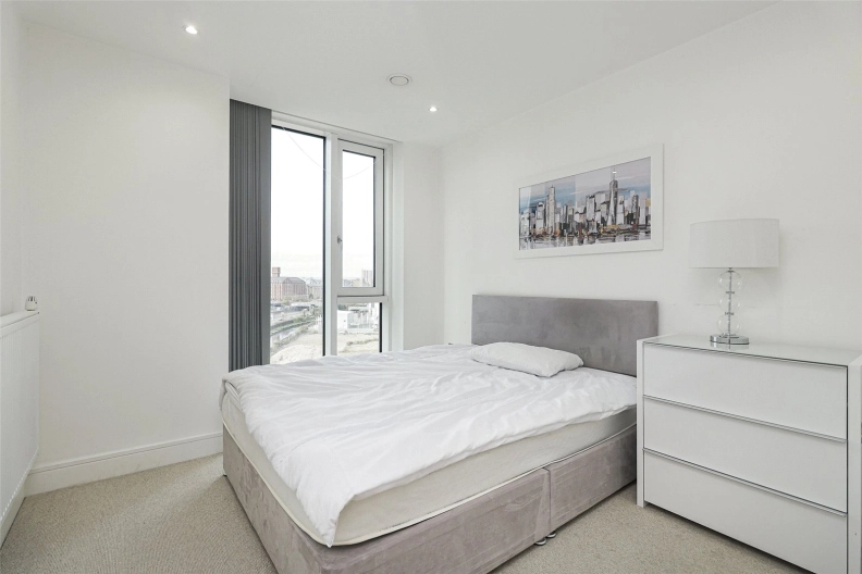 3 bedrooms apartments/flats to sale in High Street, Stratford-image 5
