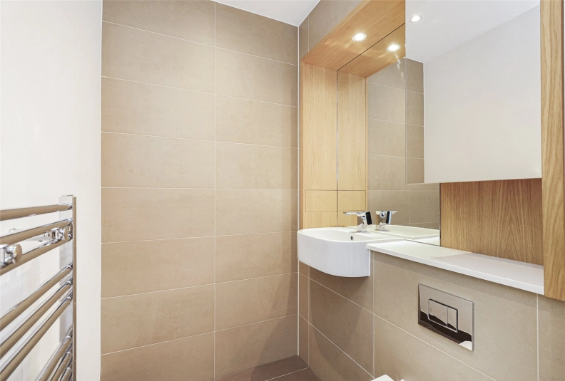 3 bedrooms apartments/flats to sale in High Street, Stratford-image 11