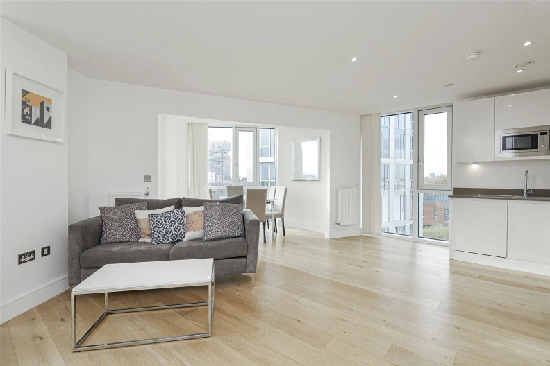 3 bedrooms apartments/flats to sale in High Street, Stratford-image 16