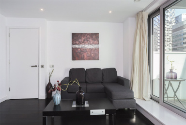 Pan Peninsula Square, Canary Wharf - E14 view 16