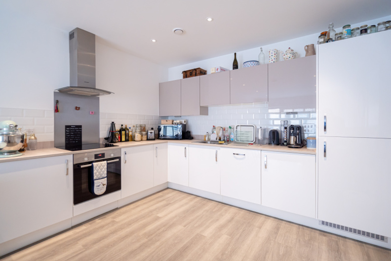 2 bedrooms apartments/flats to sale in Brumwell Avenue, Woolwich-image 2