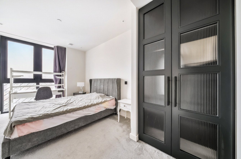3 bedrooms apartments/flats for sale in Emery Way, Tower Hill - E1W view 4