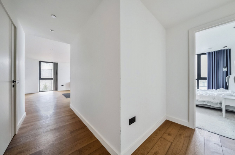 3 bedrooms apartments/flats for sale in Emery Way, Tower Hill - E1W view 7