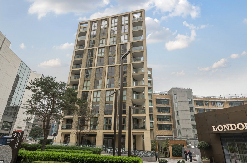 3 bedrooms apartments/flats for sale in Emery Way, Tower Hill - E1W view 10