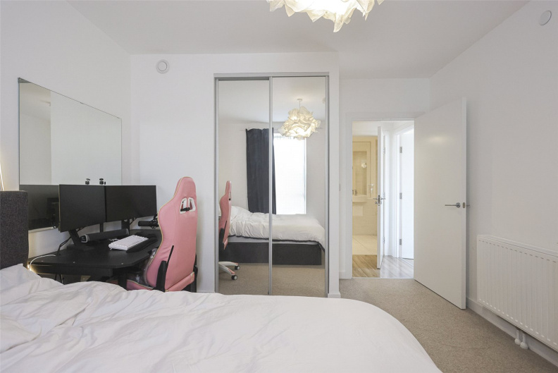 1 bedroom apartments/flats to sale in Minnie Baldock Street, Canning Town-image 16