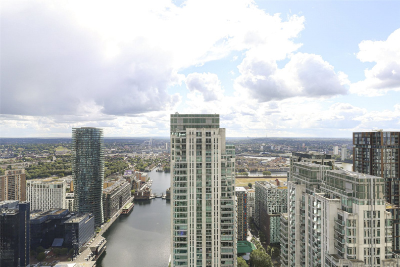 Studio apartments/flats for sale in Marsh Wall, Canary Wharf - E14 view 9