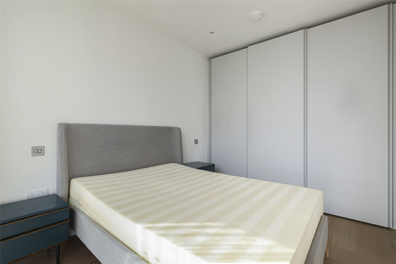 Studio apartments/flats for sale in Marsh Wall, Canary Wharf - E14 view 19