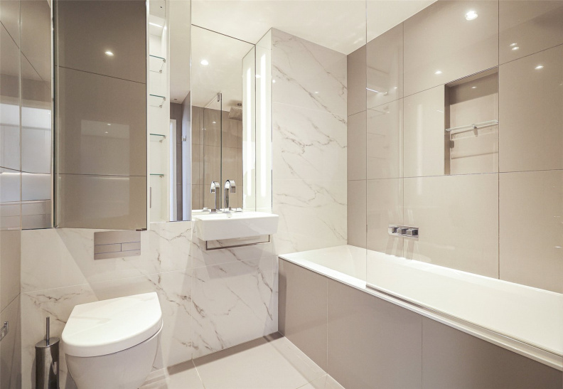 Studio apartments/flats for sale in Marsh Wall, Canary Wharf - E14 view 7