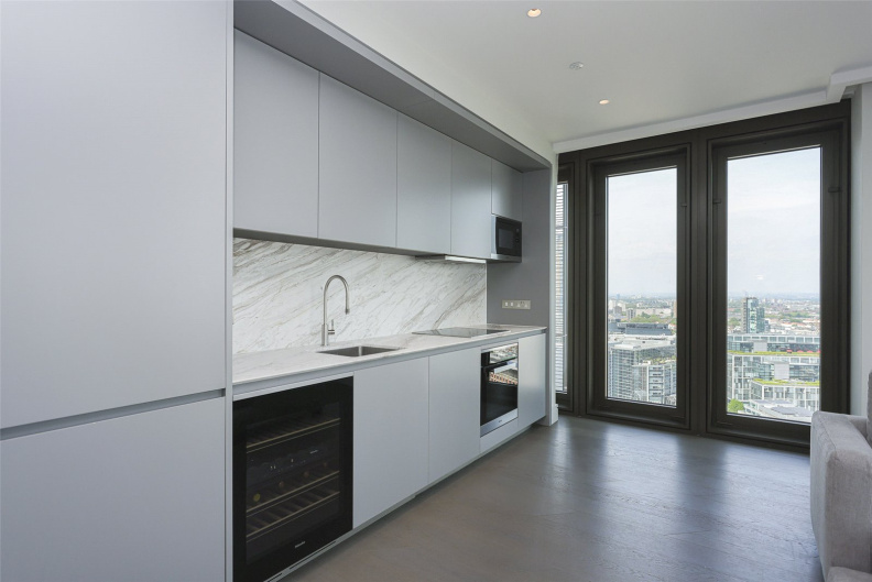 2 bedrooms apartments/flats for sale in Houndsditch, Liverpool Street - EC3A view 2