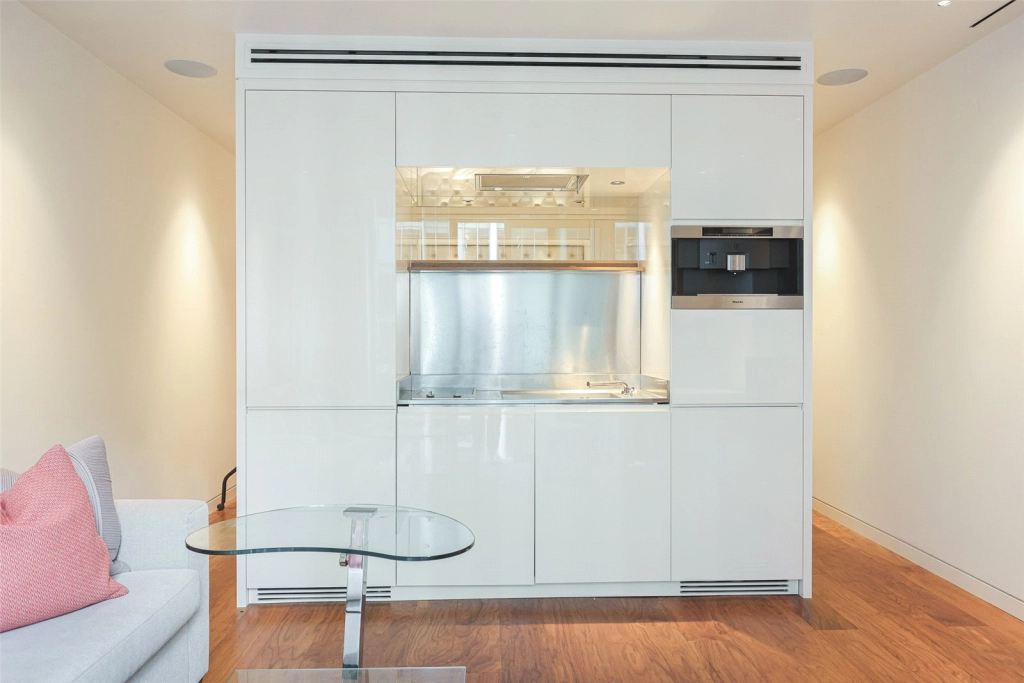Studio apartments/flats for sale in Moor Lane, Moorgate - EC2Y view 4