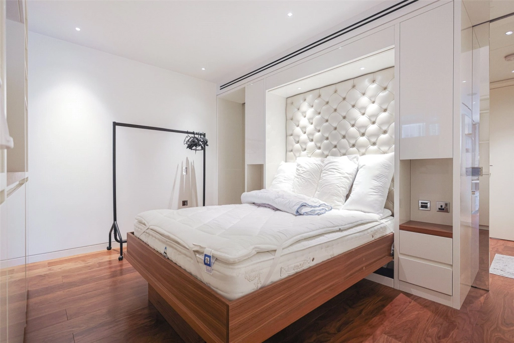 Studio apartments/flats for sale in Moor Lane, Moorgate - EC2Y view 13
