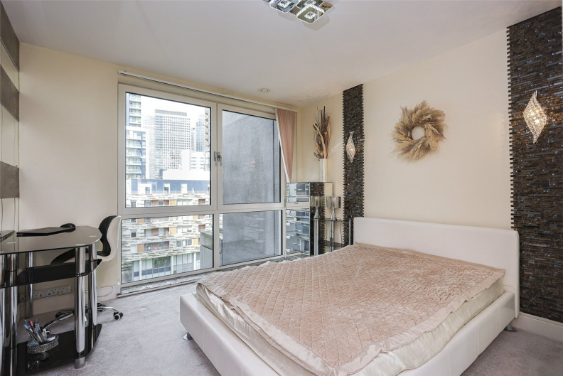 2 bedrooms apartments/flats to sale in Cassilis Road, Isle Of Dogs-image 6